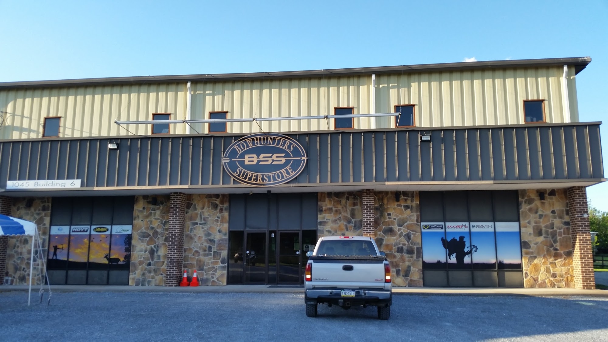 Bowhunters Superstore - Pro Shop