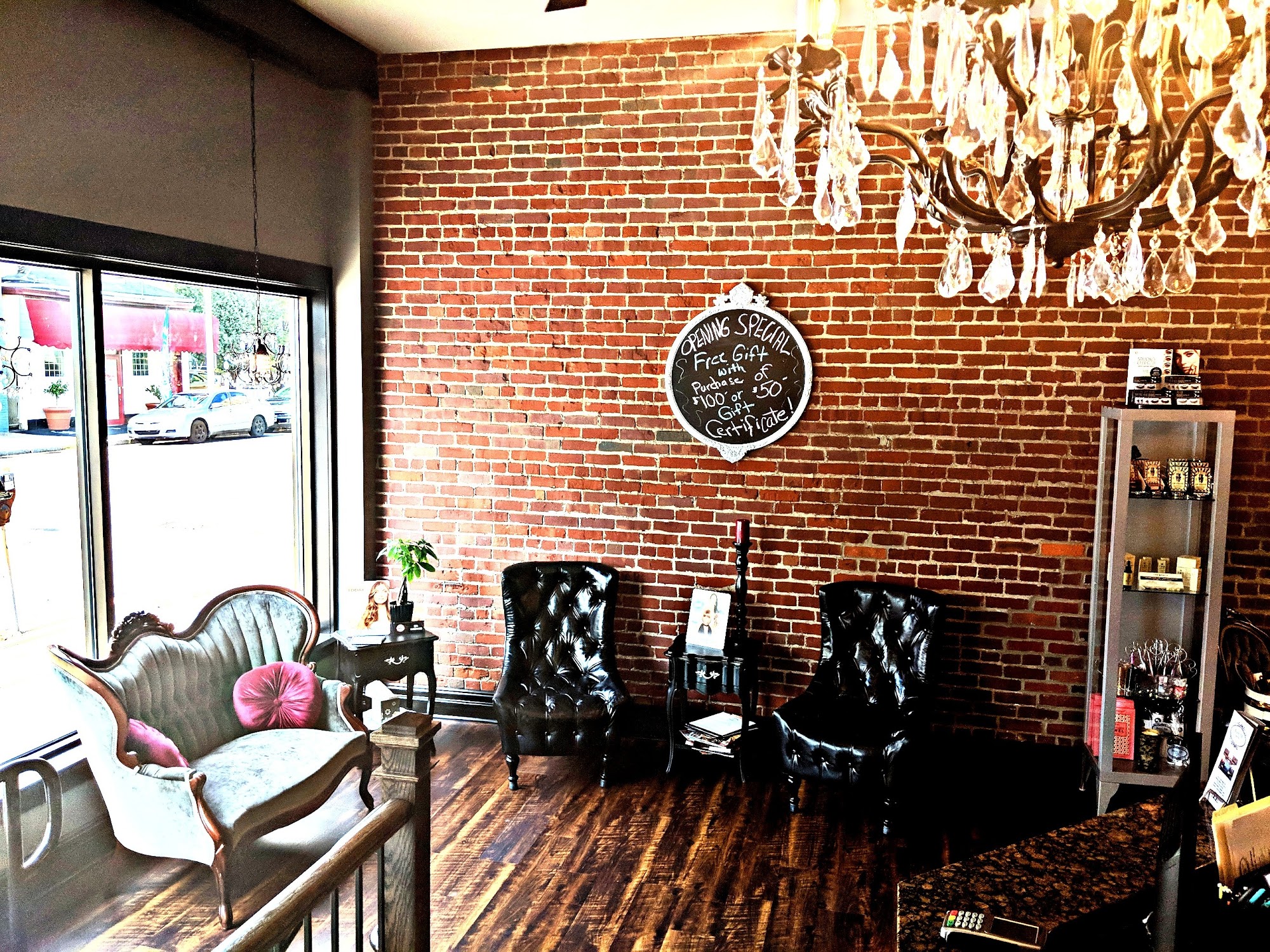 Studio 570 Salon