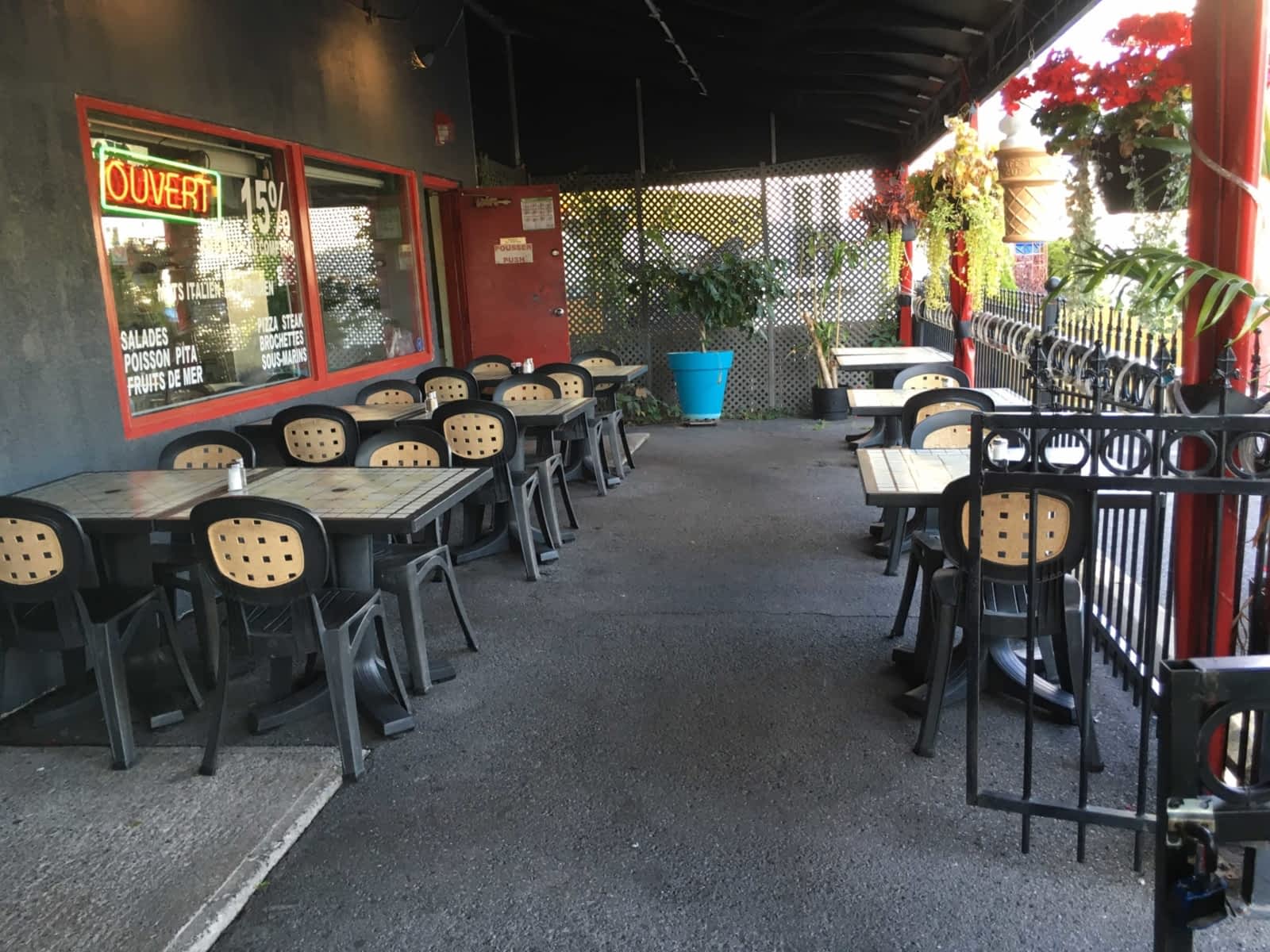 Photo credit: yellowpages.ca