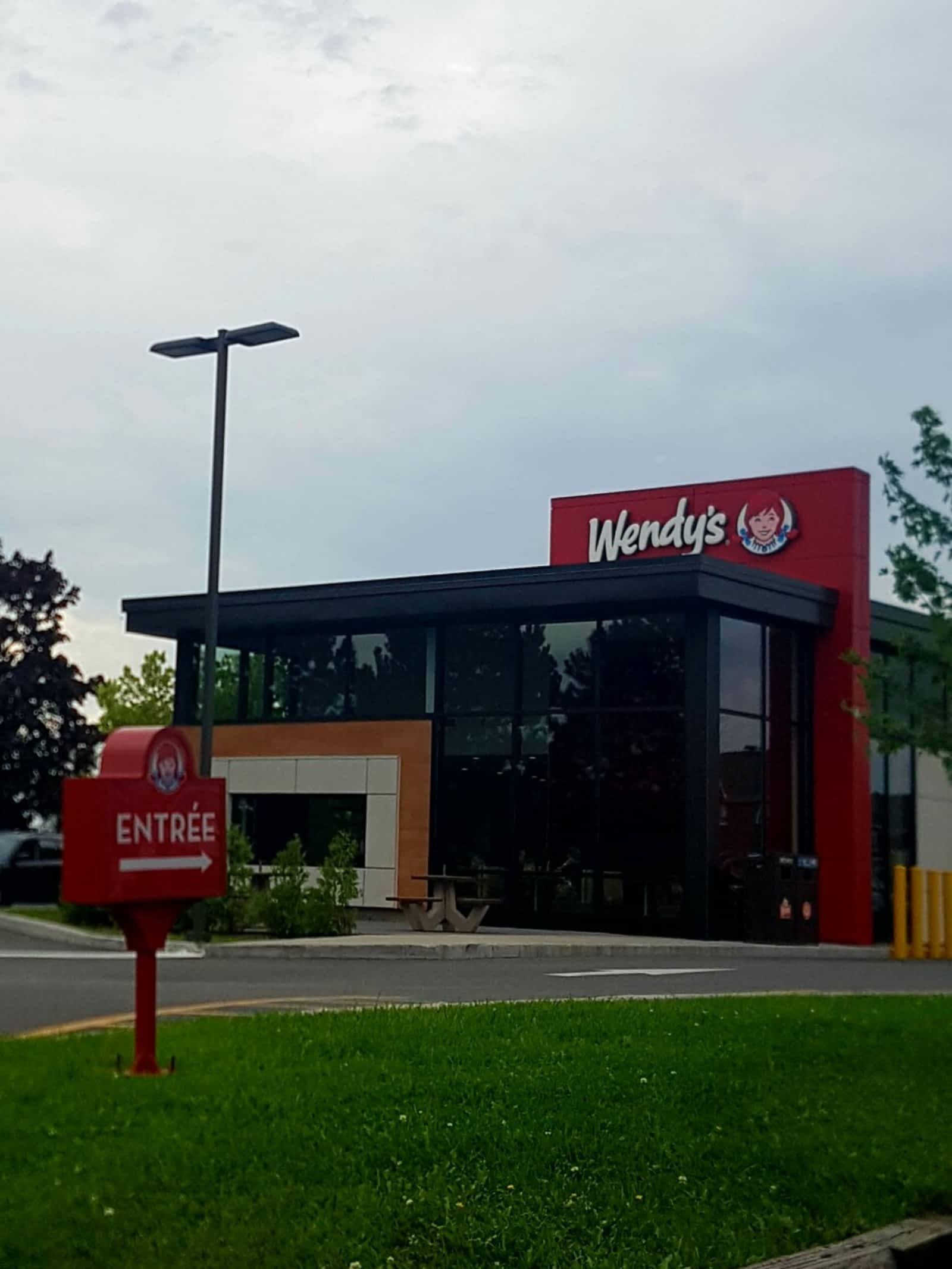 Photo credit: yellowpages.ca