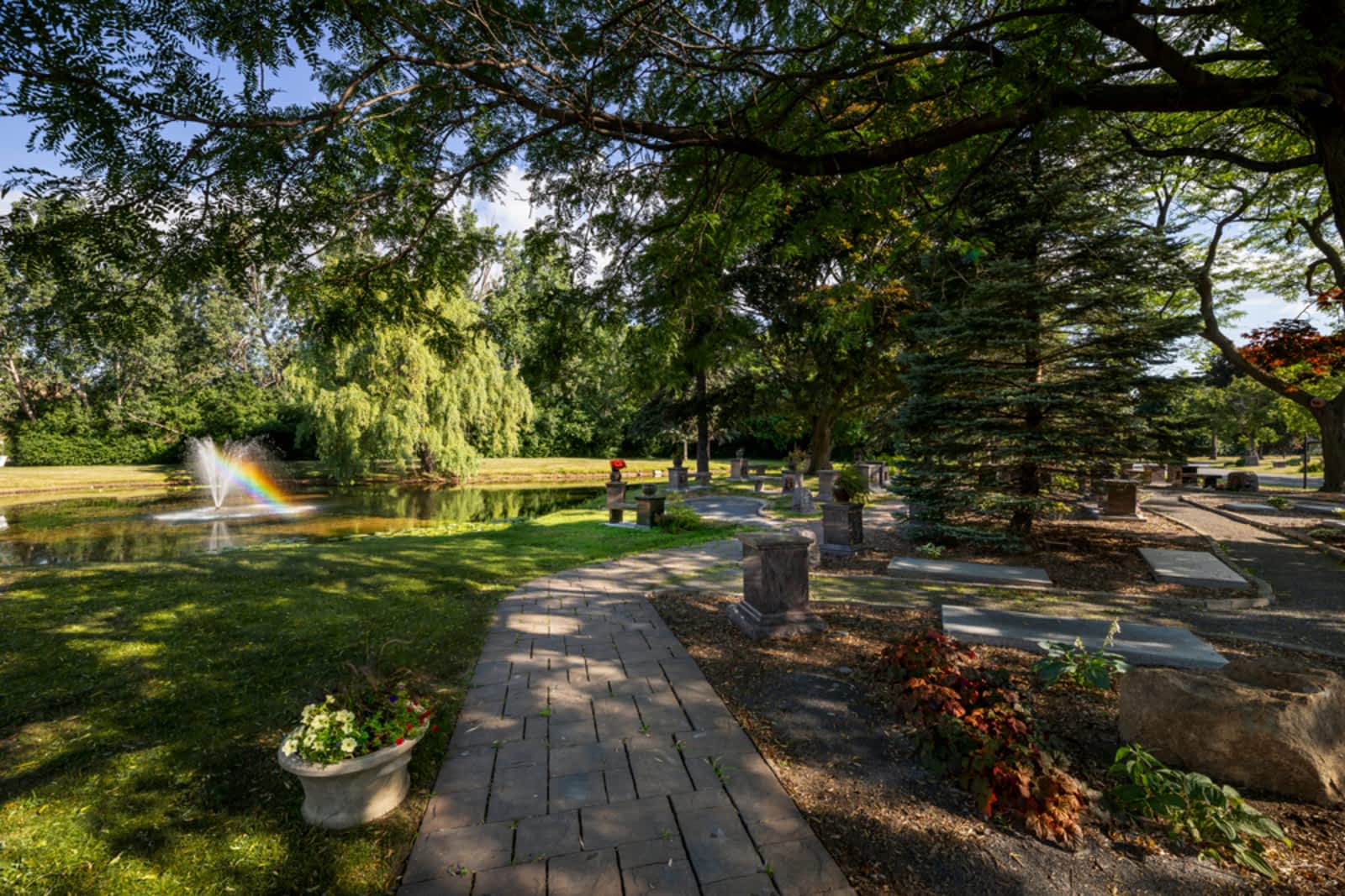 Photo credit: yellowpages.ca