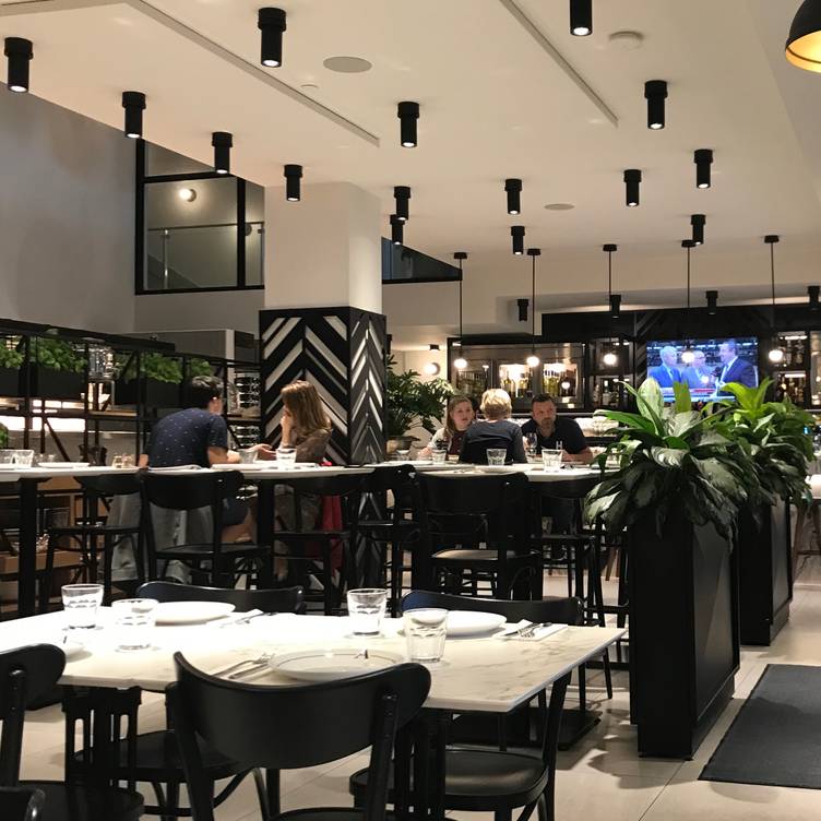 Photo credit: opentable