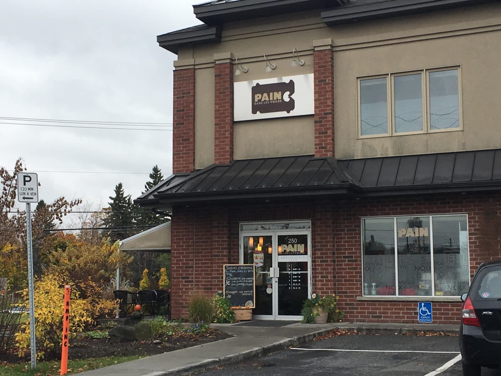 Photo credit: yellowpages.ca