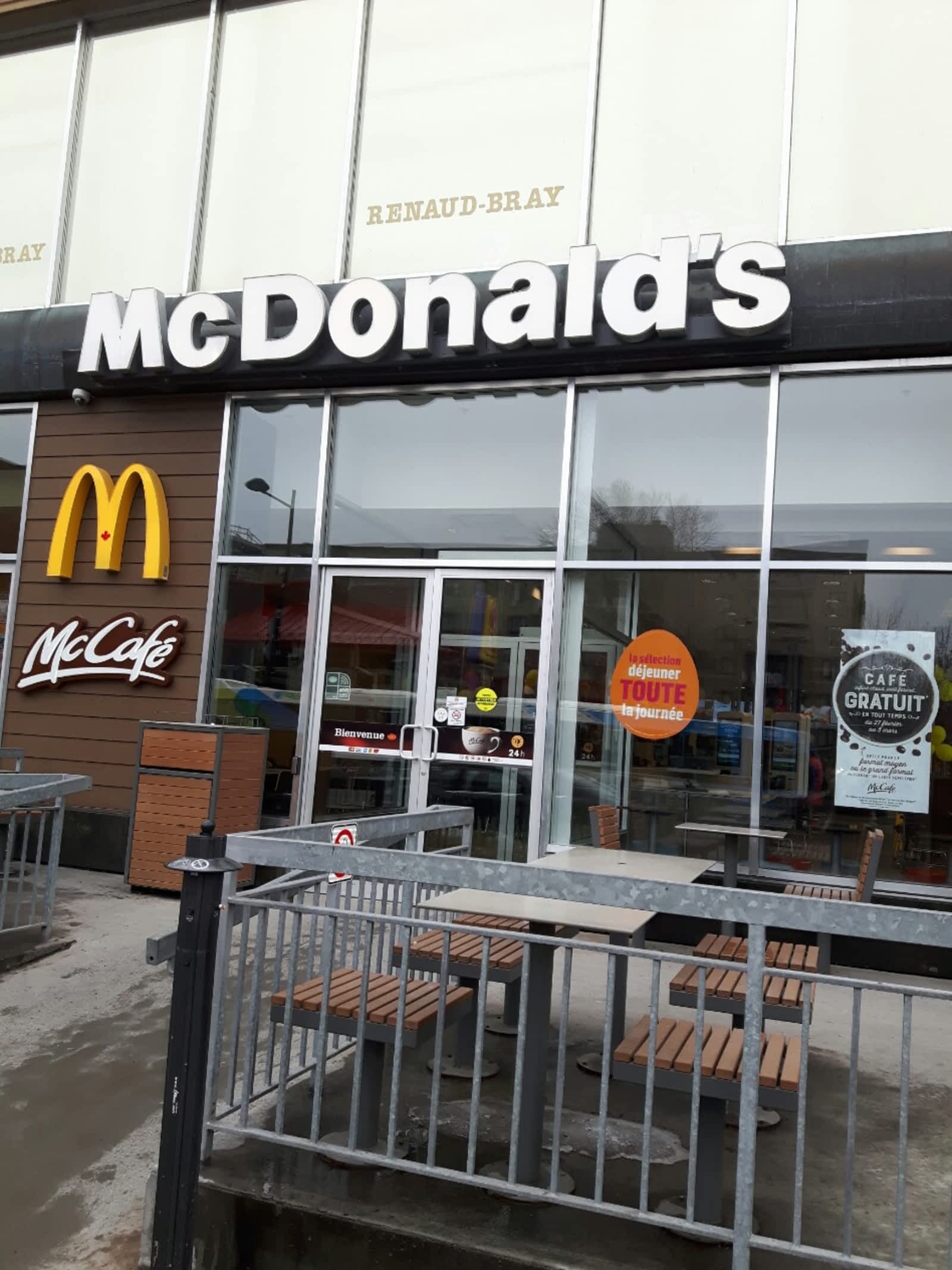 Photo credit: yellowpages.ca