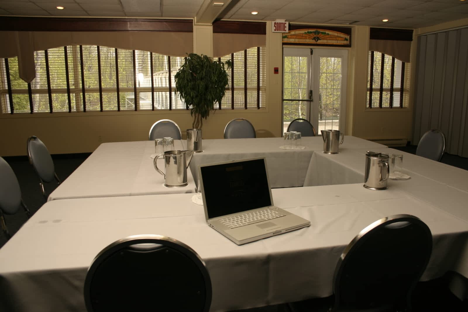 Photo credit: yellowpages.ca