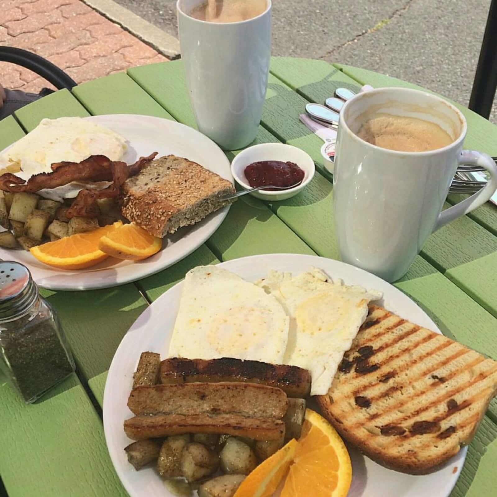 Photo credit: yellowpages.ca