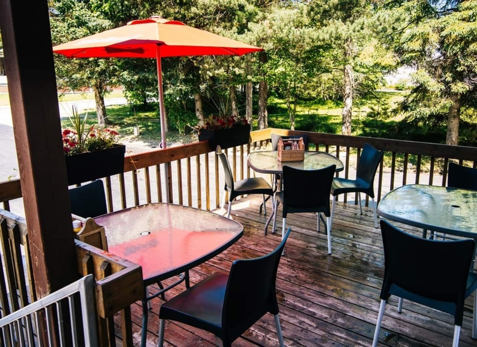 Photo credit: yellowpages.ca