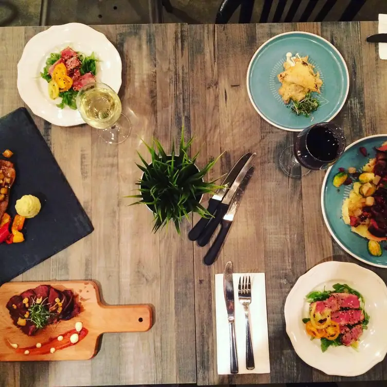 Photo credit: opentable