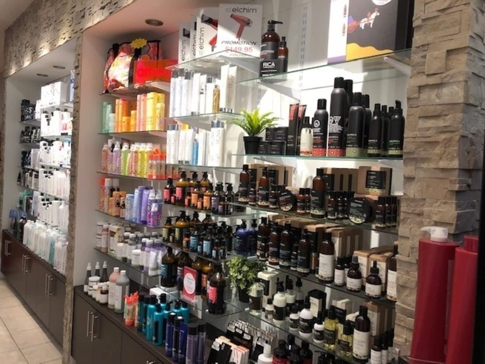 Photo credit: yellowpages.ca