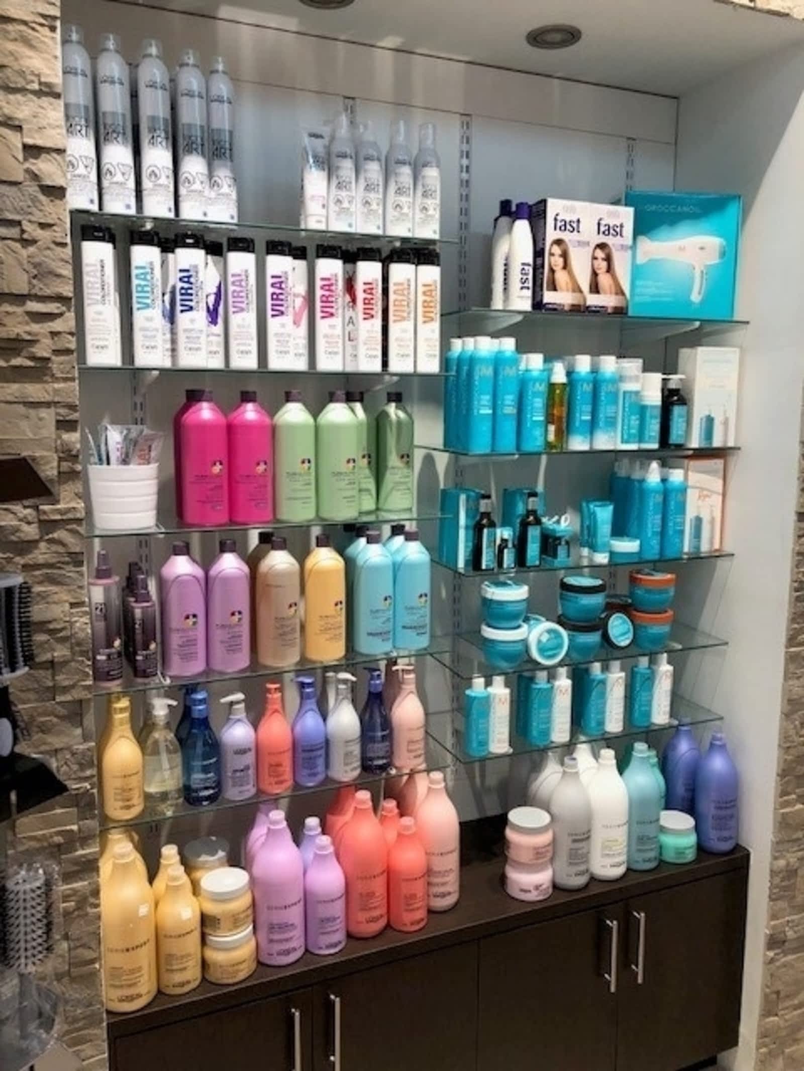 Photo credit: yellowpages.ca