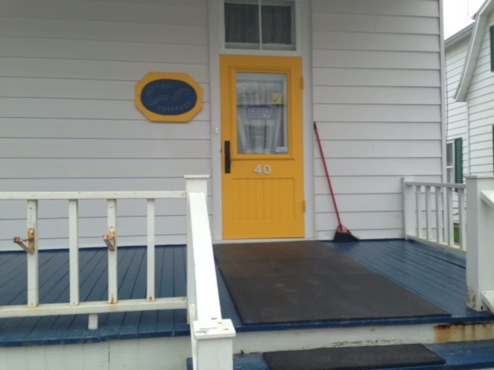 Photo credit: yellowpages.ca