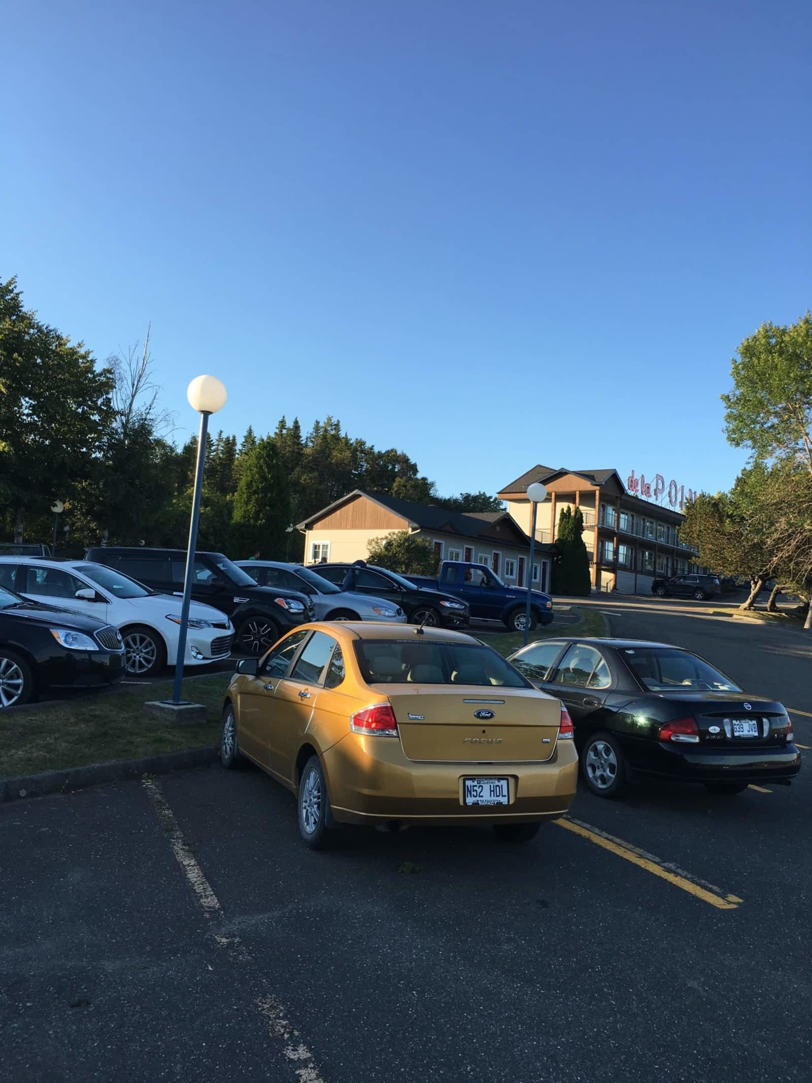 Photo credit: yellowpages.ca