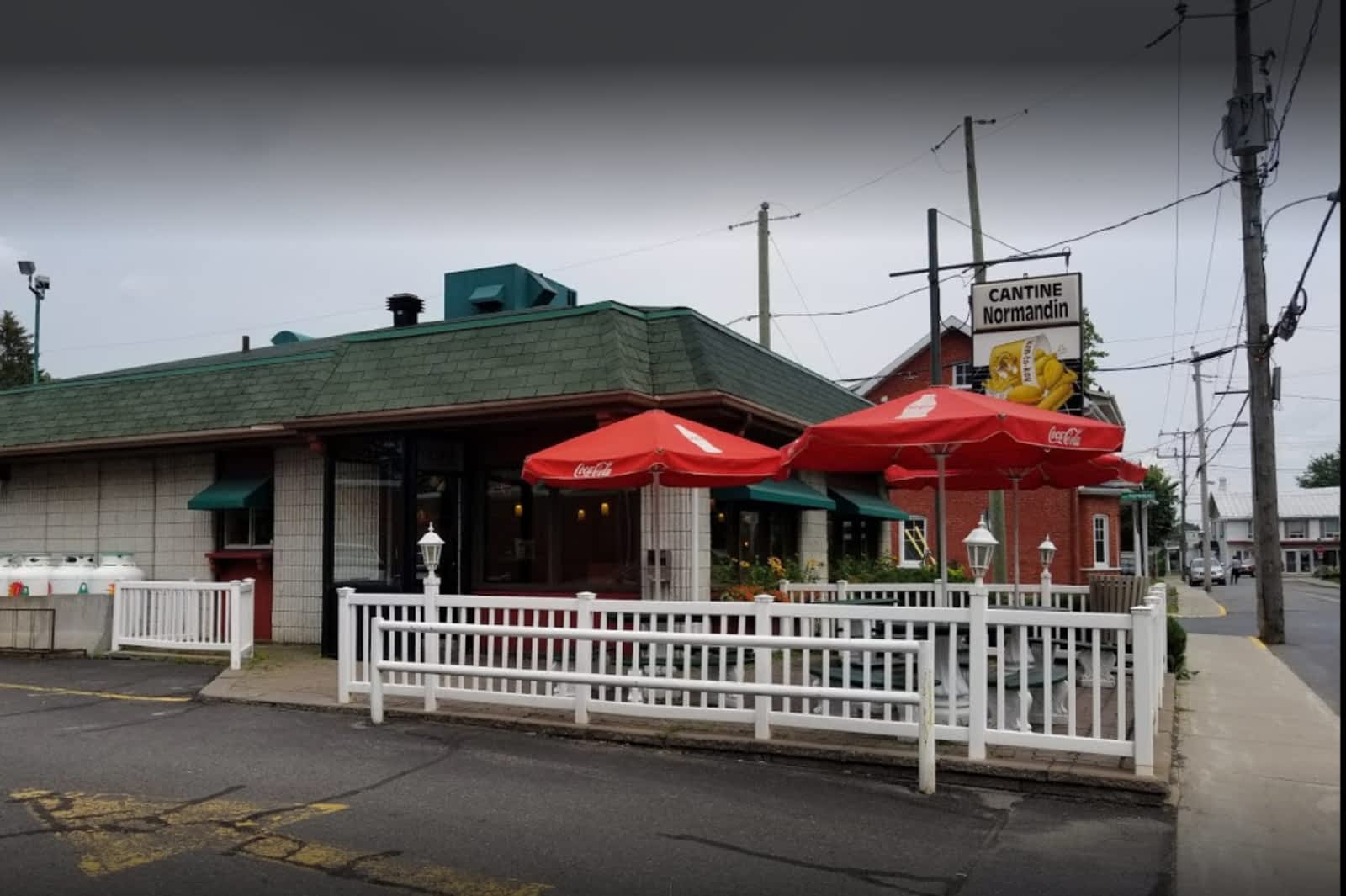 Photo credit: yellowpages.ca