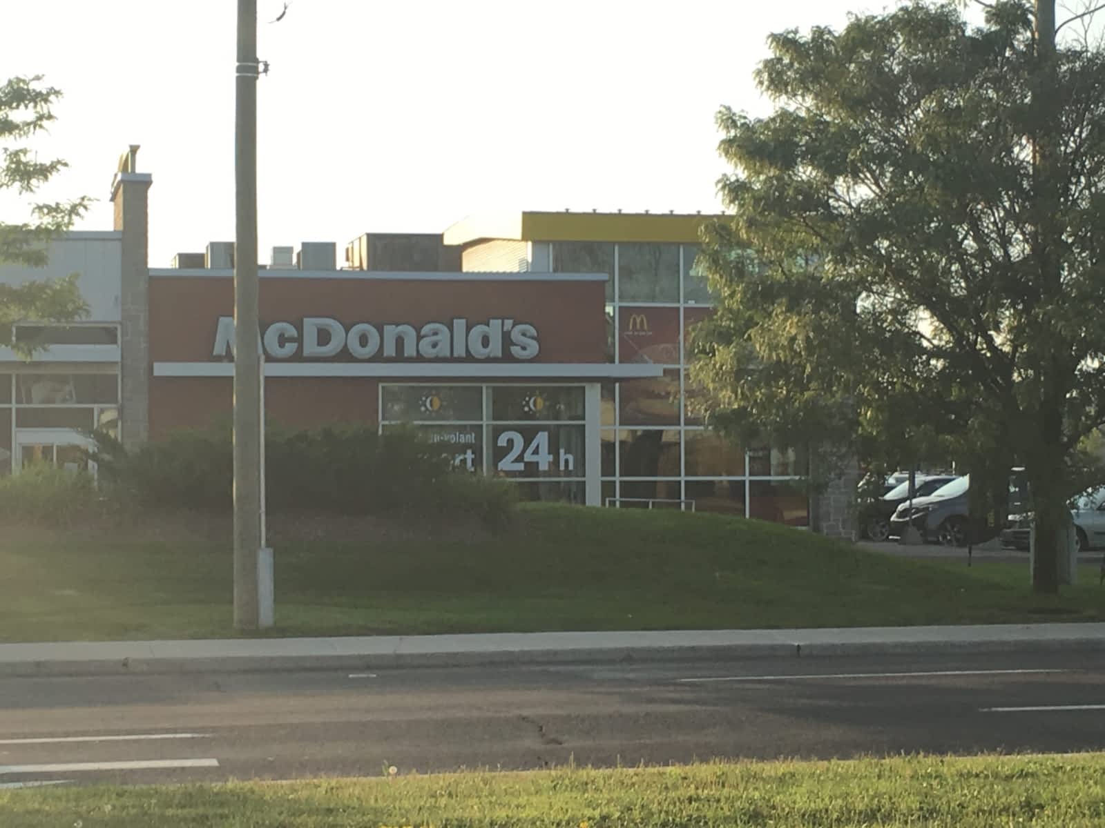 Photo credit: yellowpages.ca