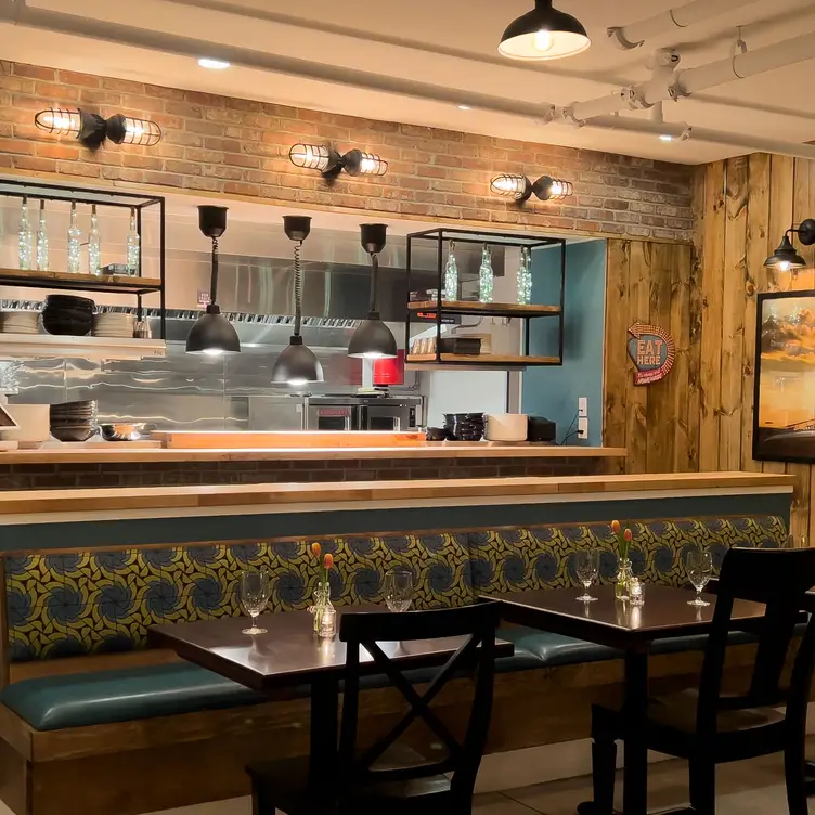 Photo credit: opentable