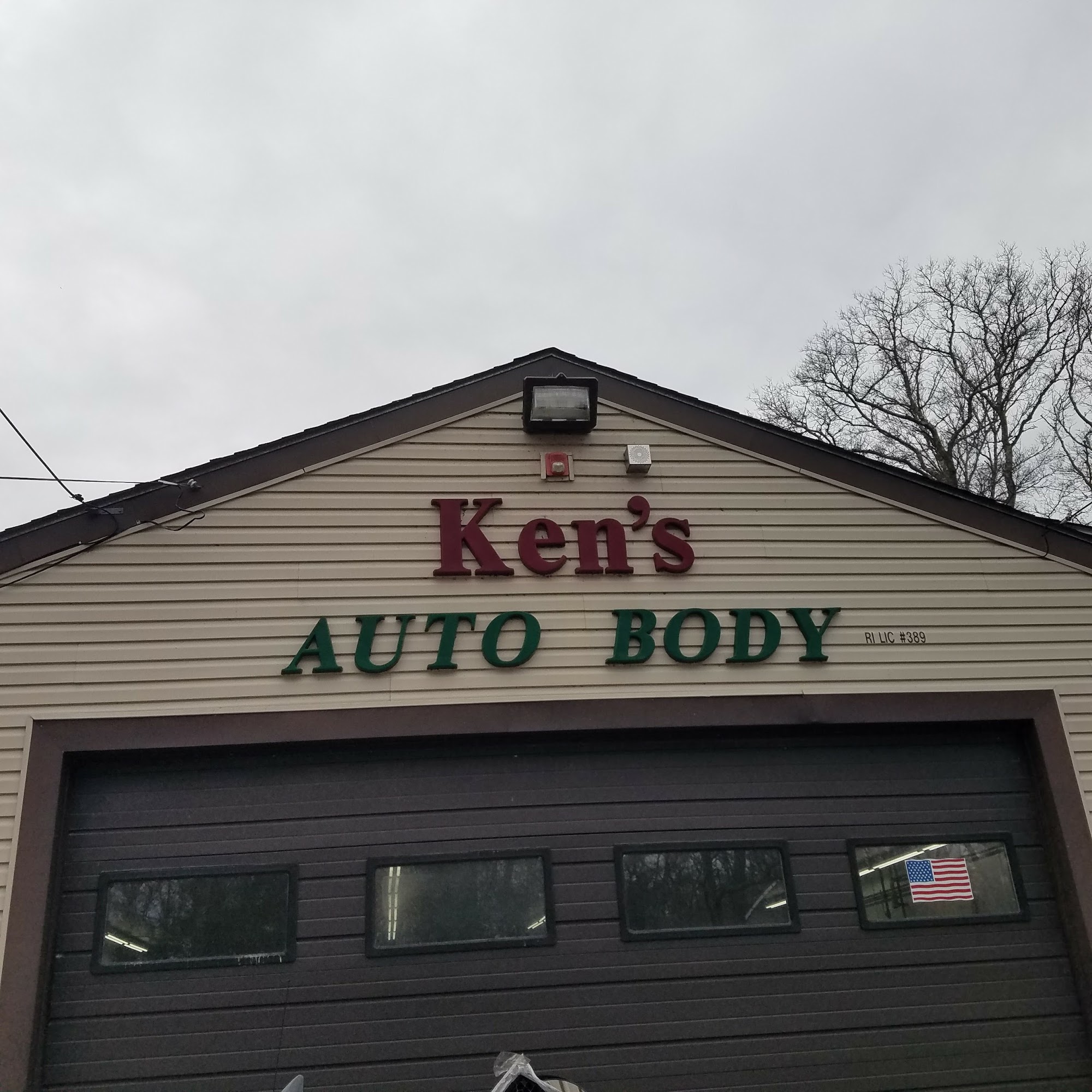 Ken's Auto Body