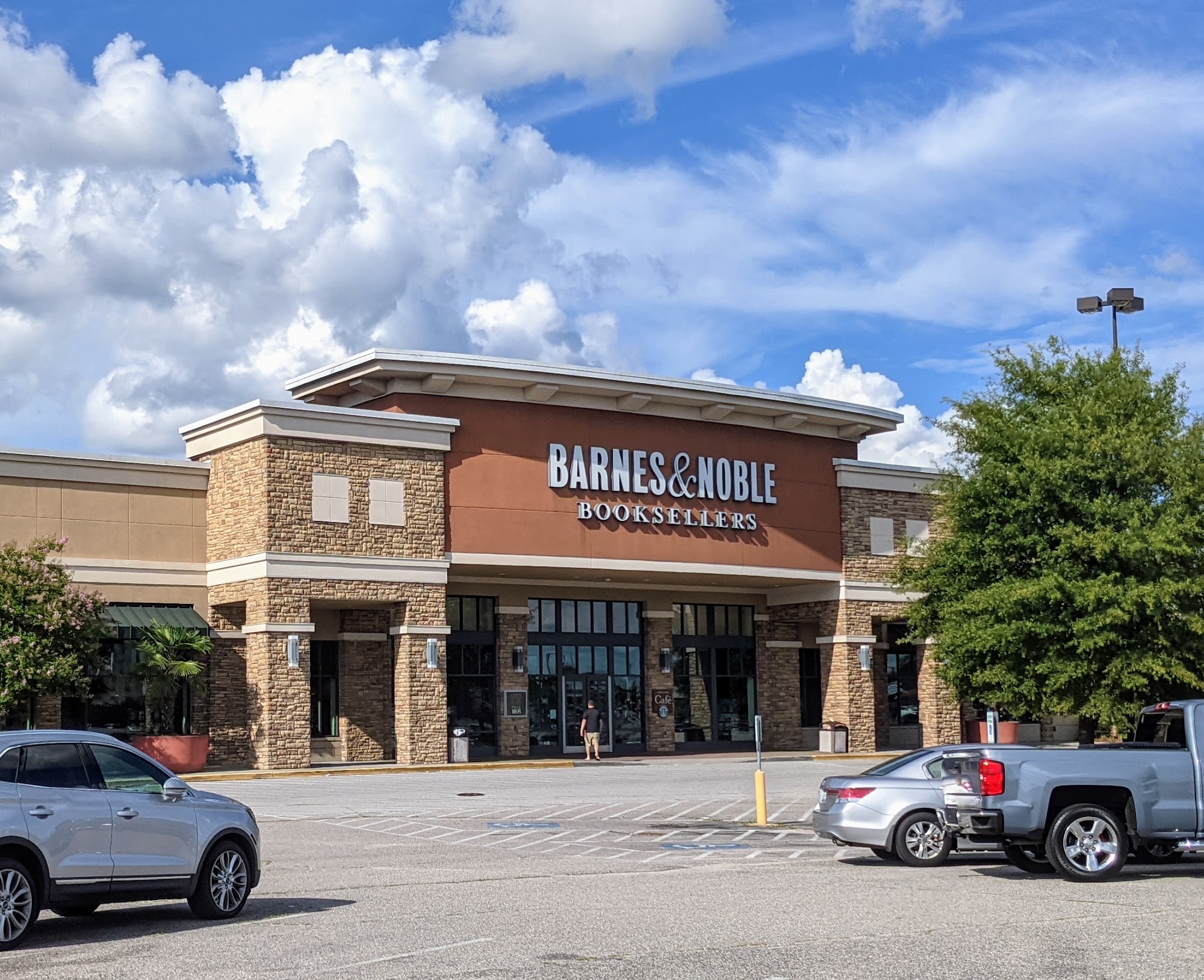 Barnes & Noble