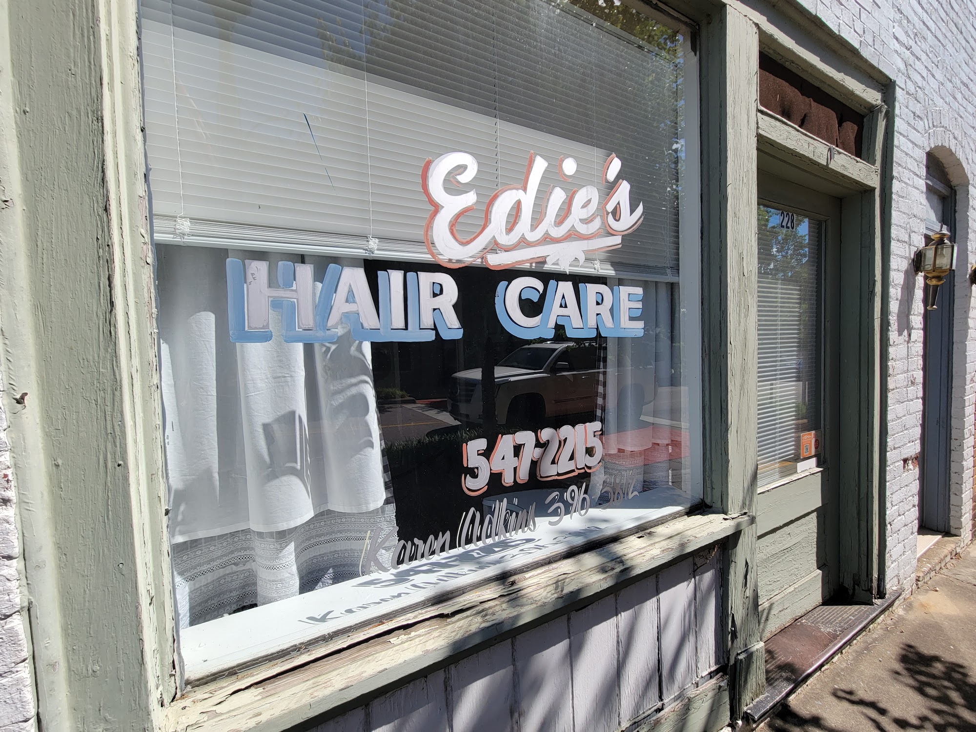 Edie's Beauty Shop