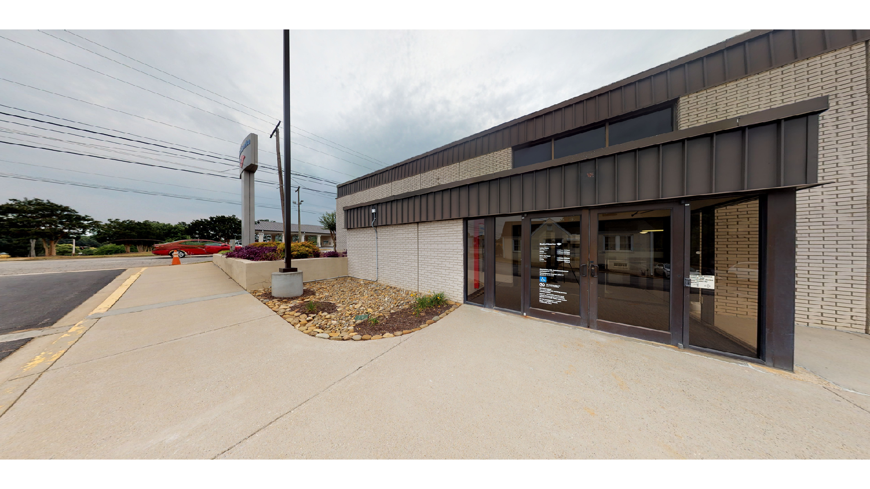 Bank of America (with Drive-thru ATM)