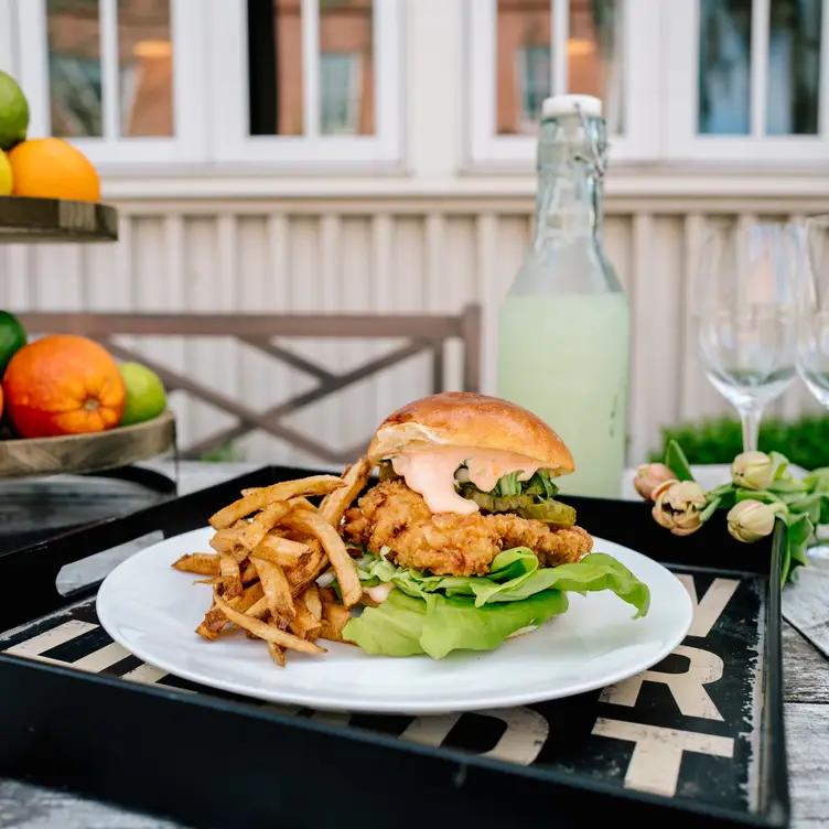 Photo credit: opentable