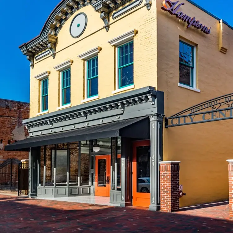 Photo credit: opentable