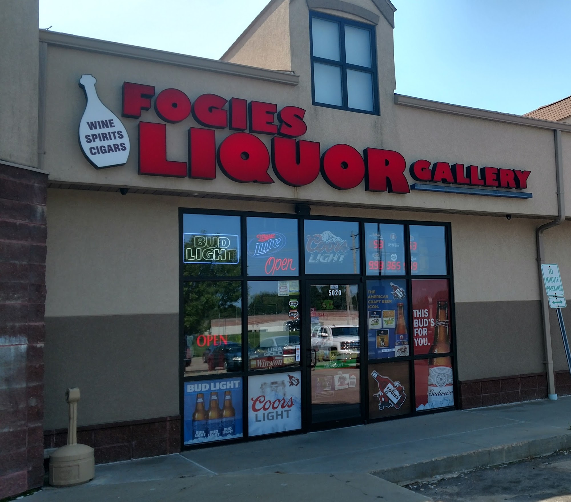 Fogies Liquor Gallery