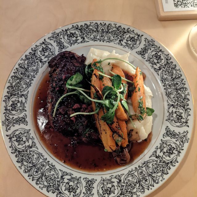 Photo credit: opentable