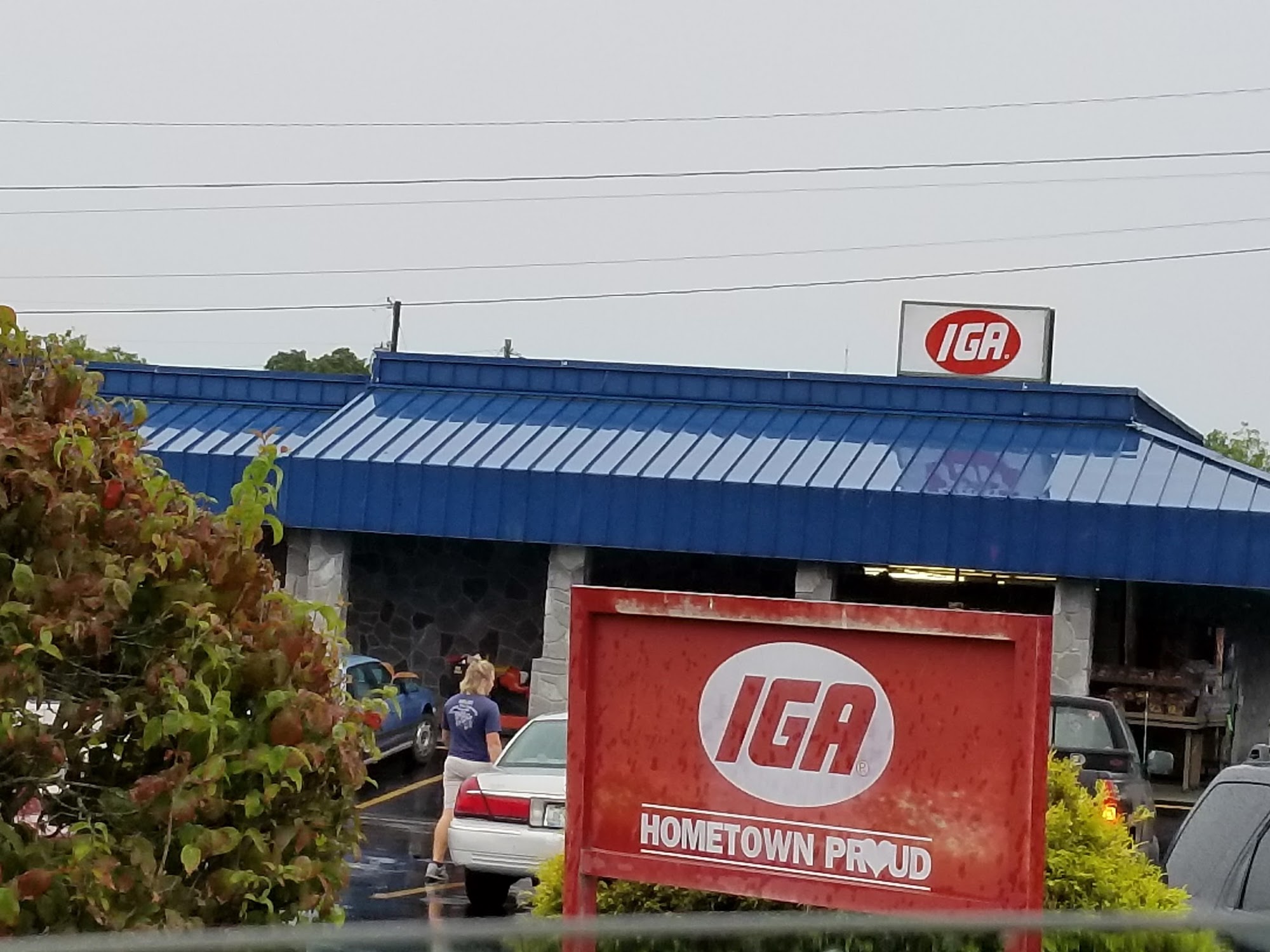 Holt's IGA Food Center