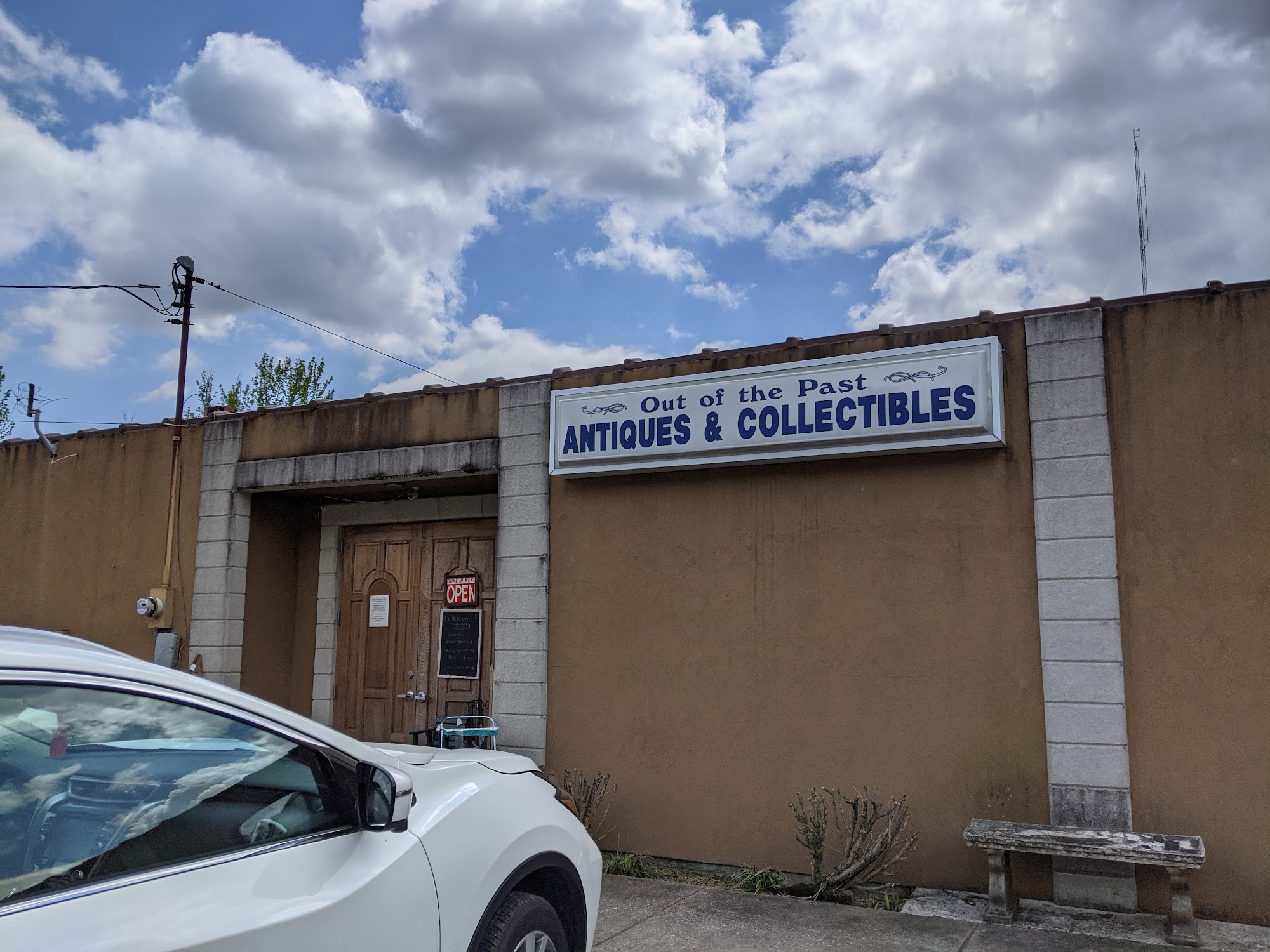 Out of the Past Antiques & Collectibles