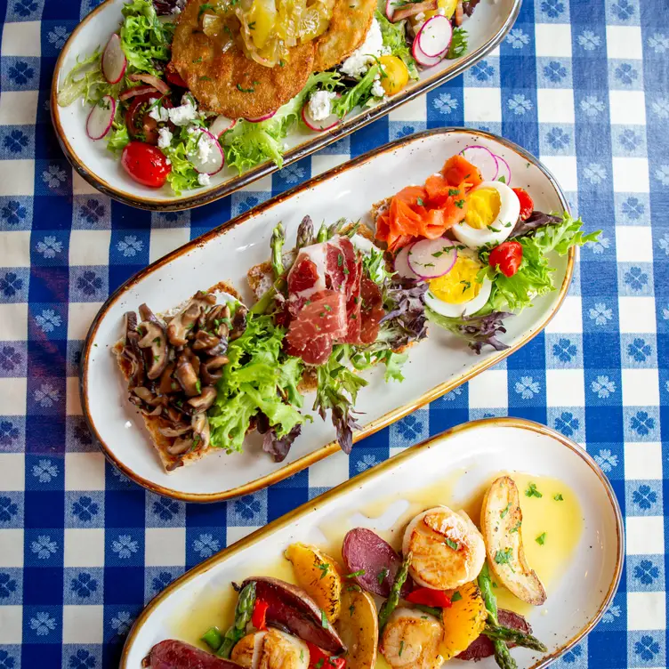 Photo credit: opentable