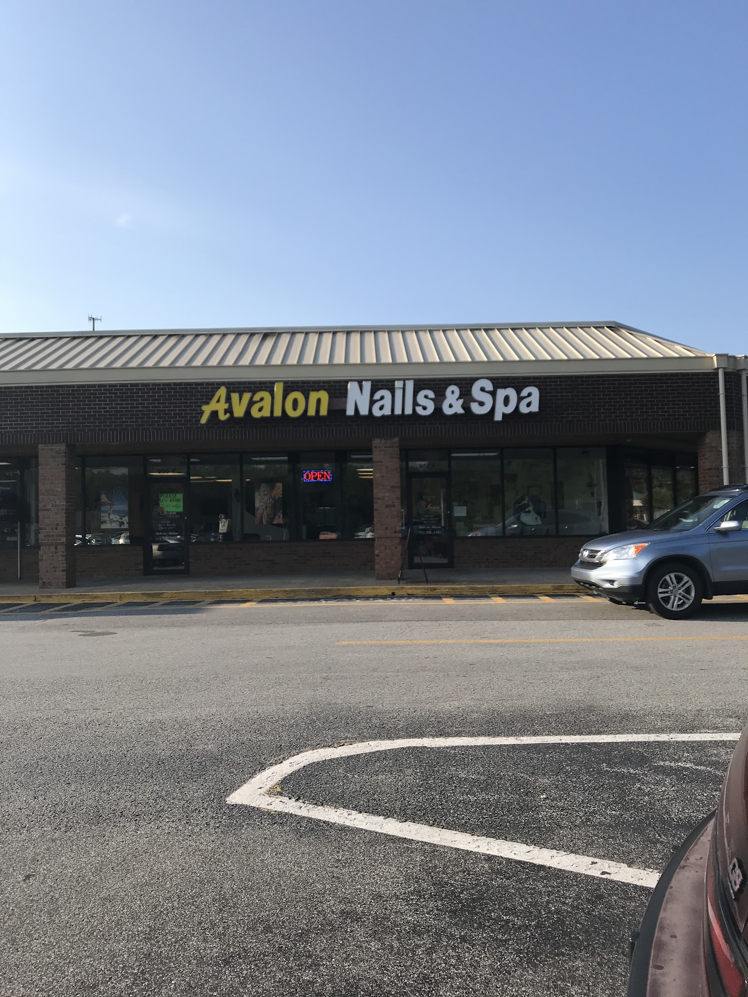 Avalon Nails & Spa