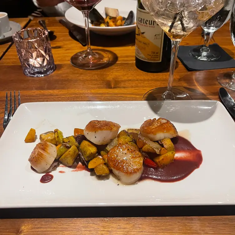 Photo credit: opentable