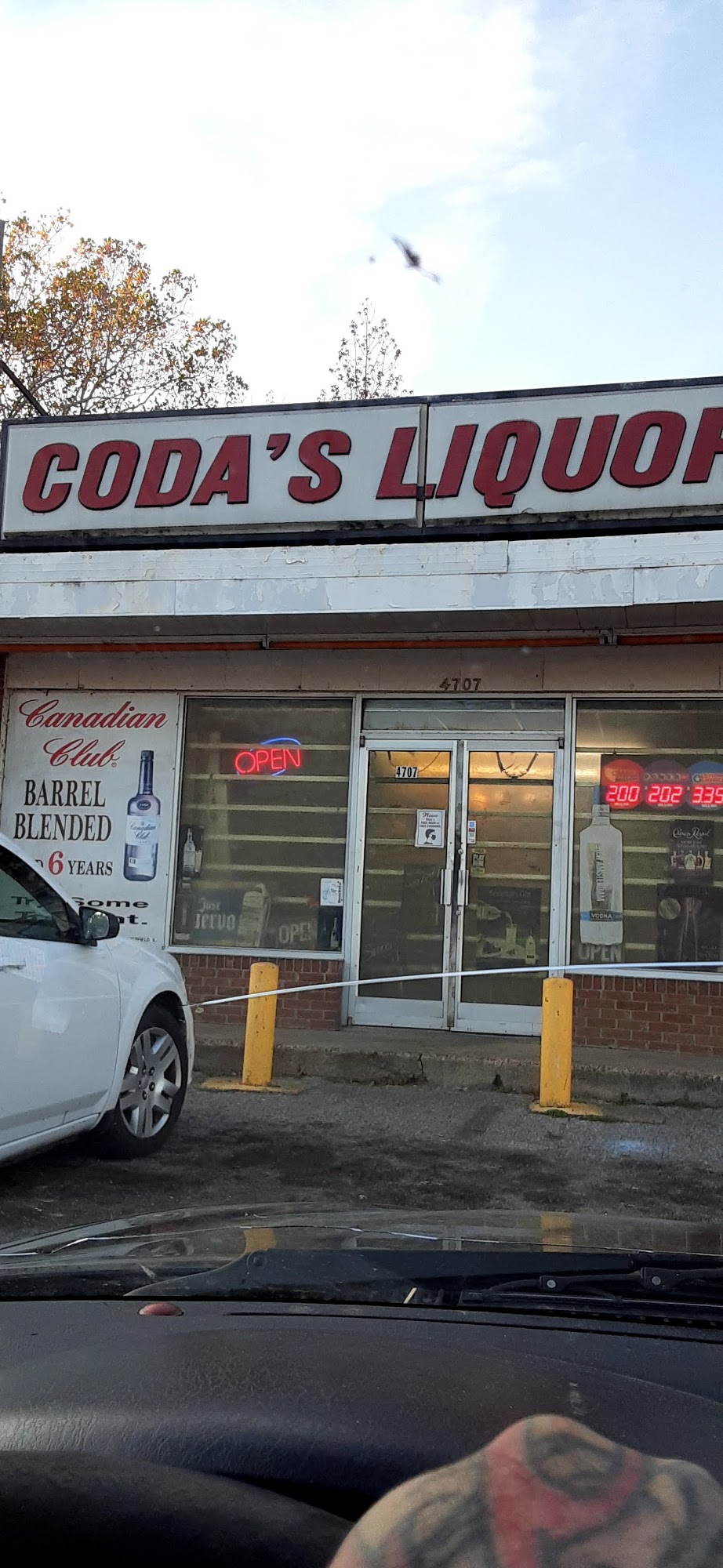 Coda Liquor Store