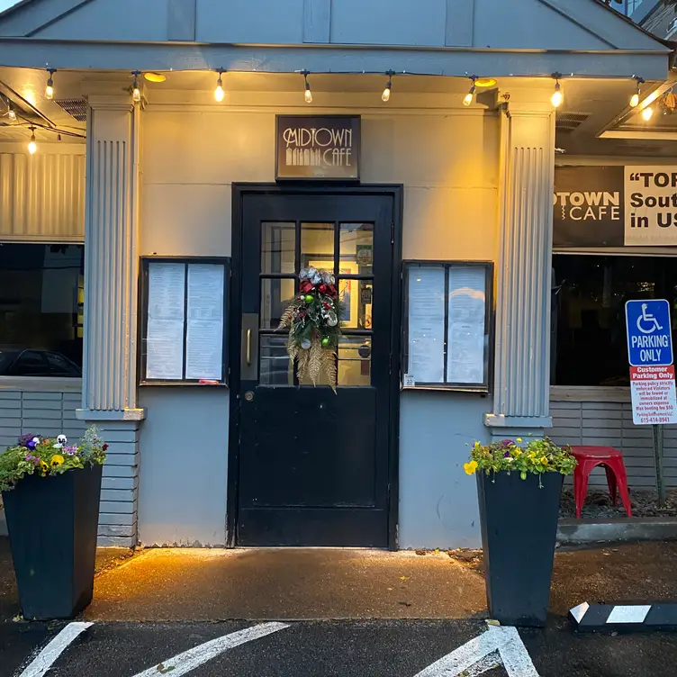 Photo credit: opentable