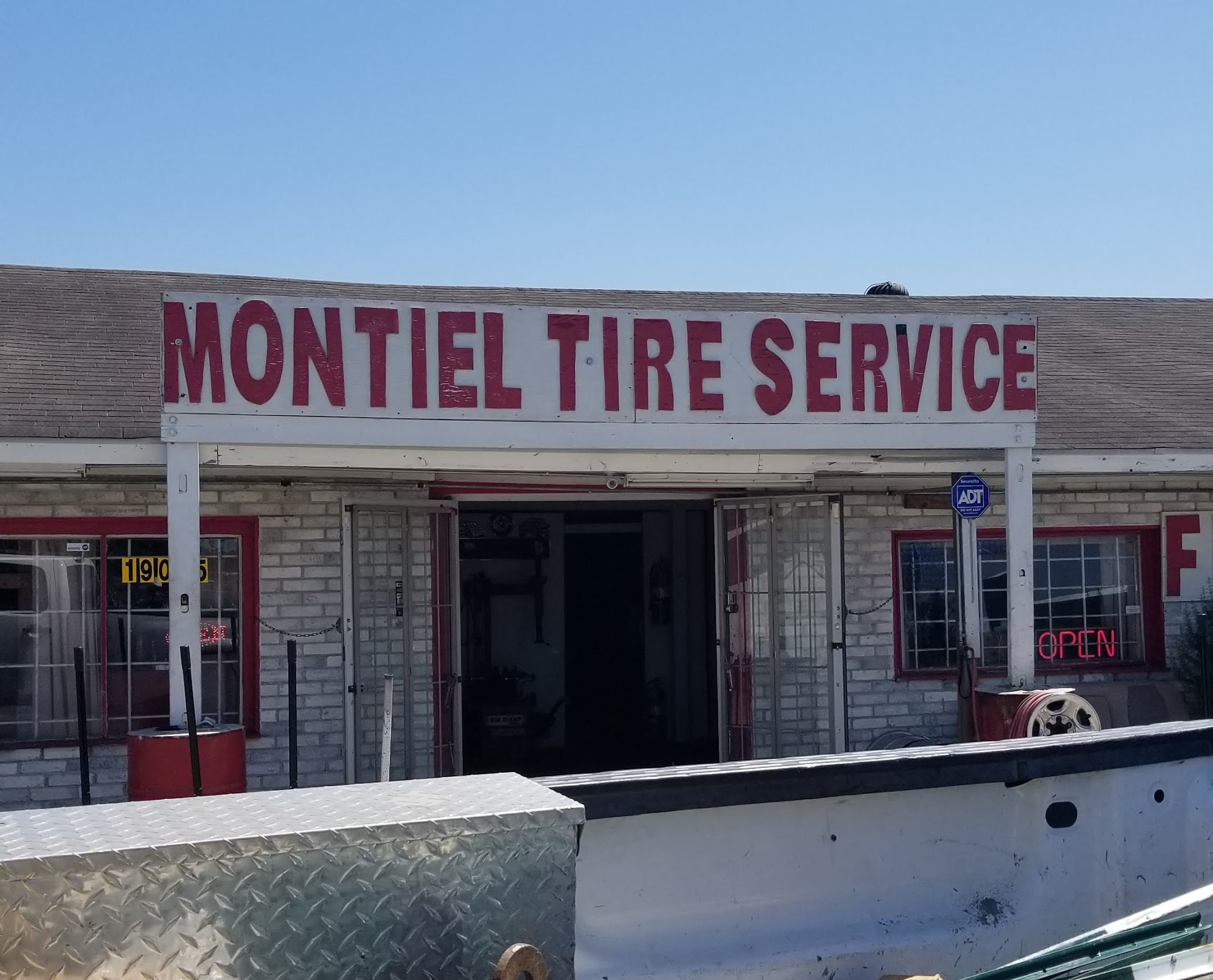 Montiel Tire Service