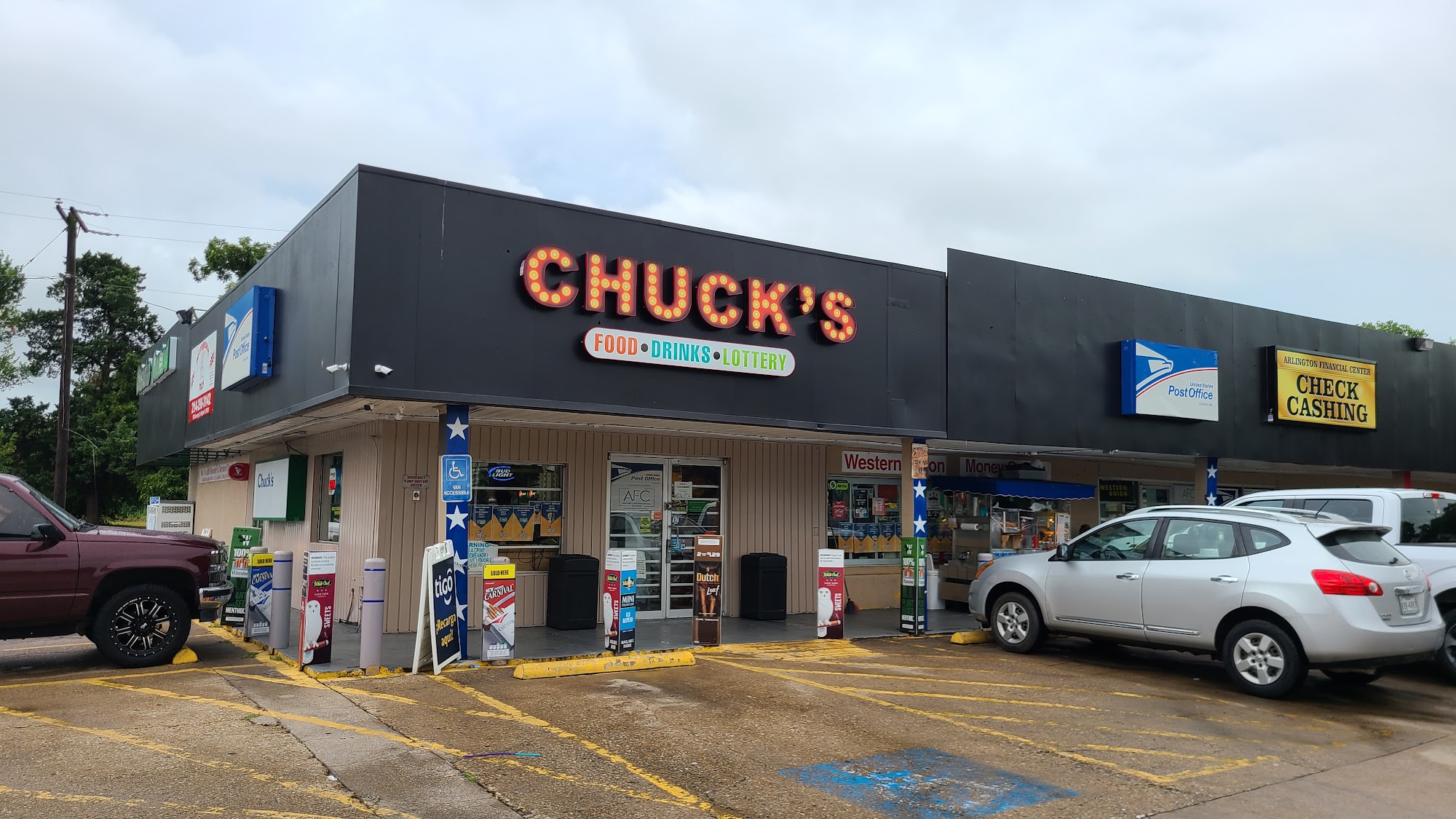 Chuck's Grocery