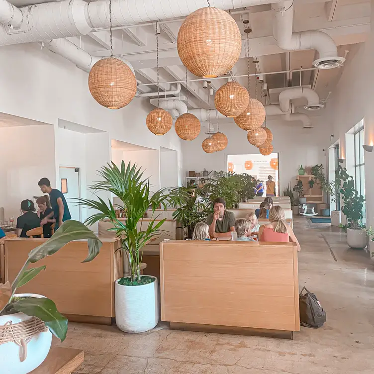 Photo credit: opentable