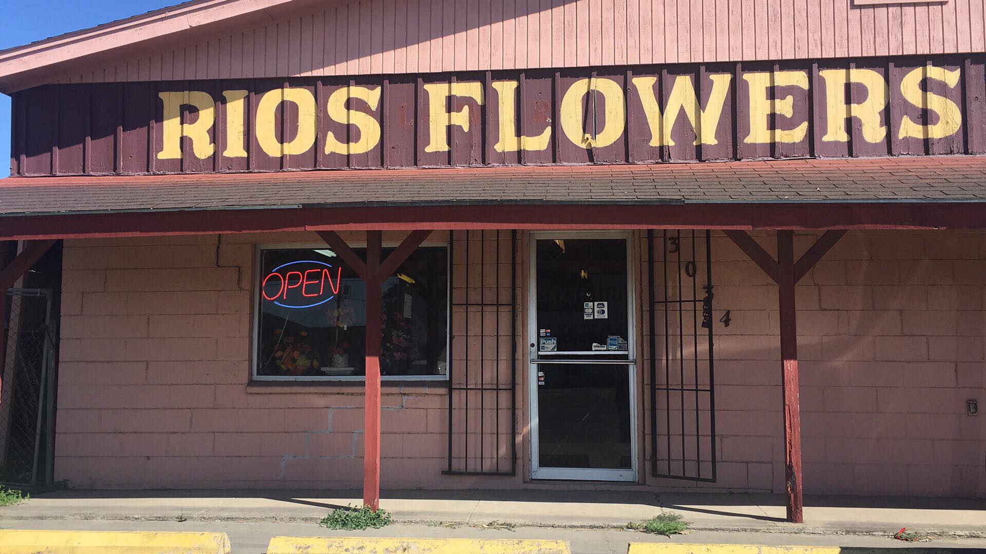 Rios Flowers & Gifts