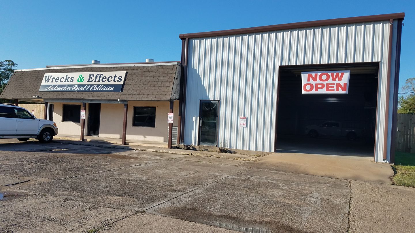 Wrecks & Effects Automotive Paint and Collision