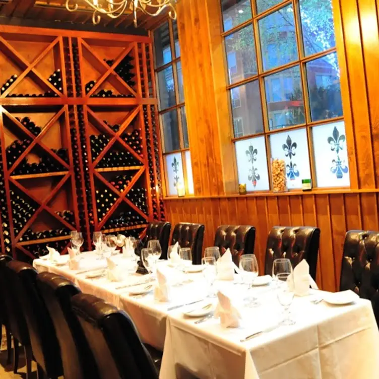 Photo credit: opentable