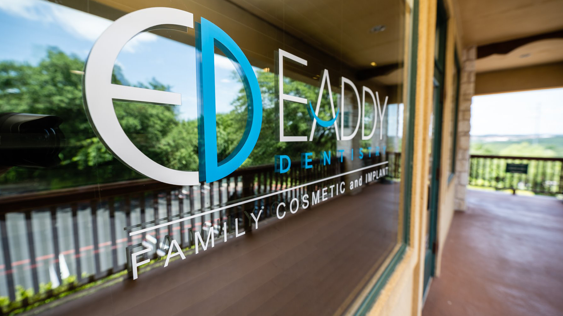 Eaddy Cosmetic and Implant Dentistry