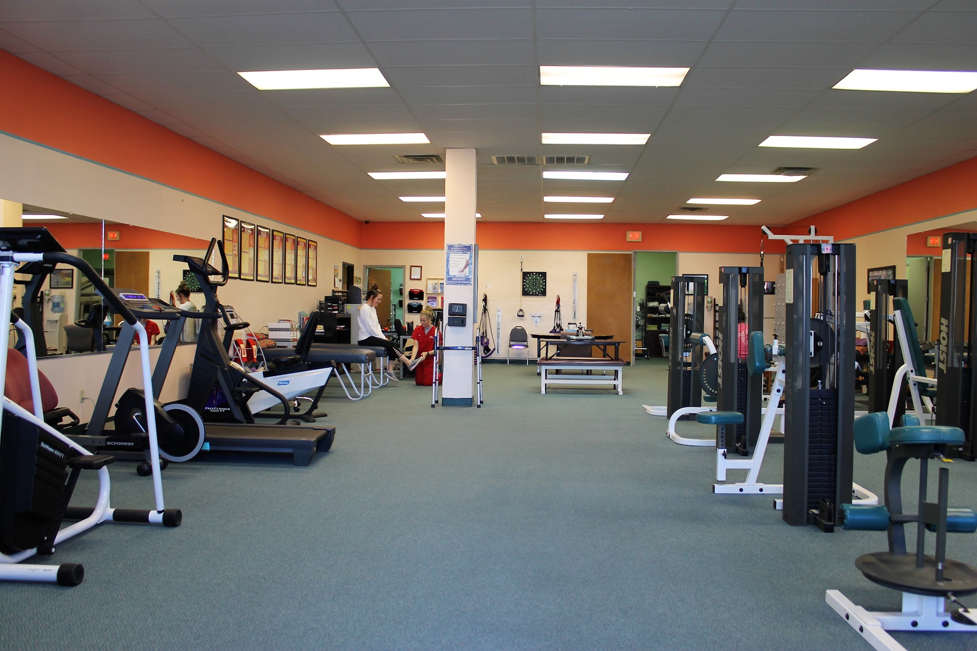 Apple Rehabilitation & Fitness PERMANENTLY CLOSED, 3250 Pleasant Run Rd, Lancaster Texas 75146