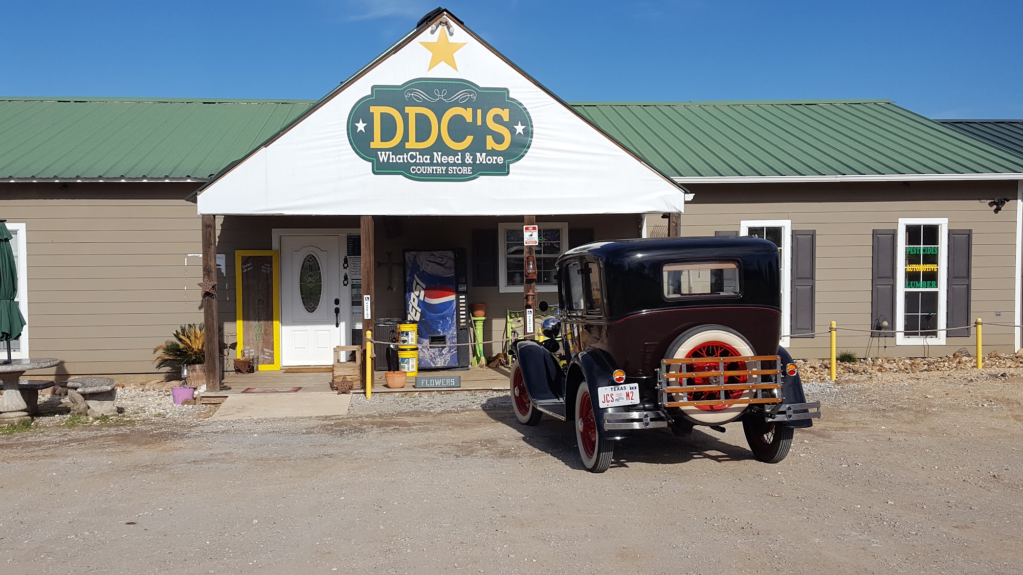 DDC'S What'Cha Need & More and Thomas Moore Feed Dealer