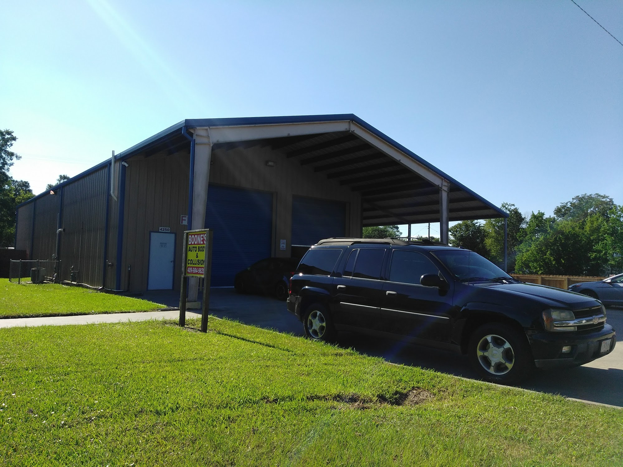 Boone's Autobody & Collision