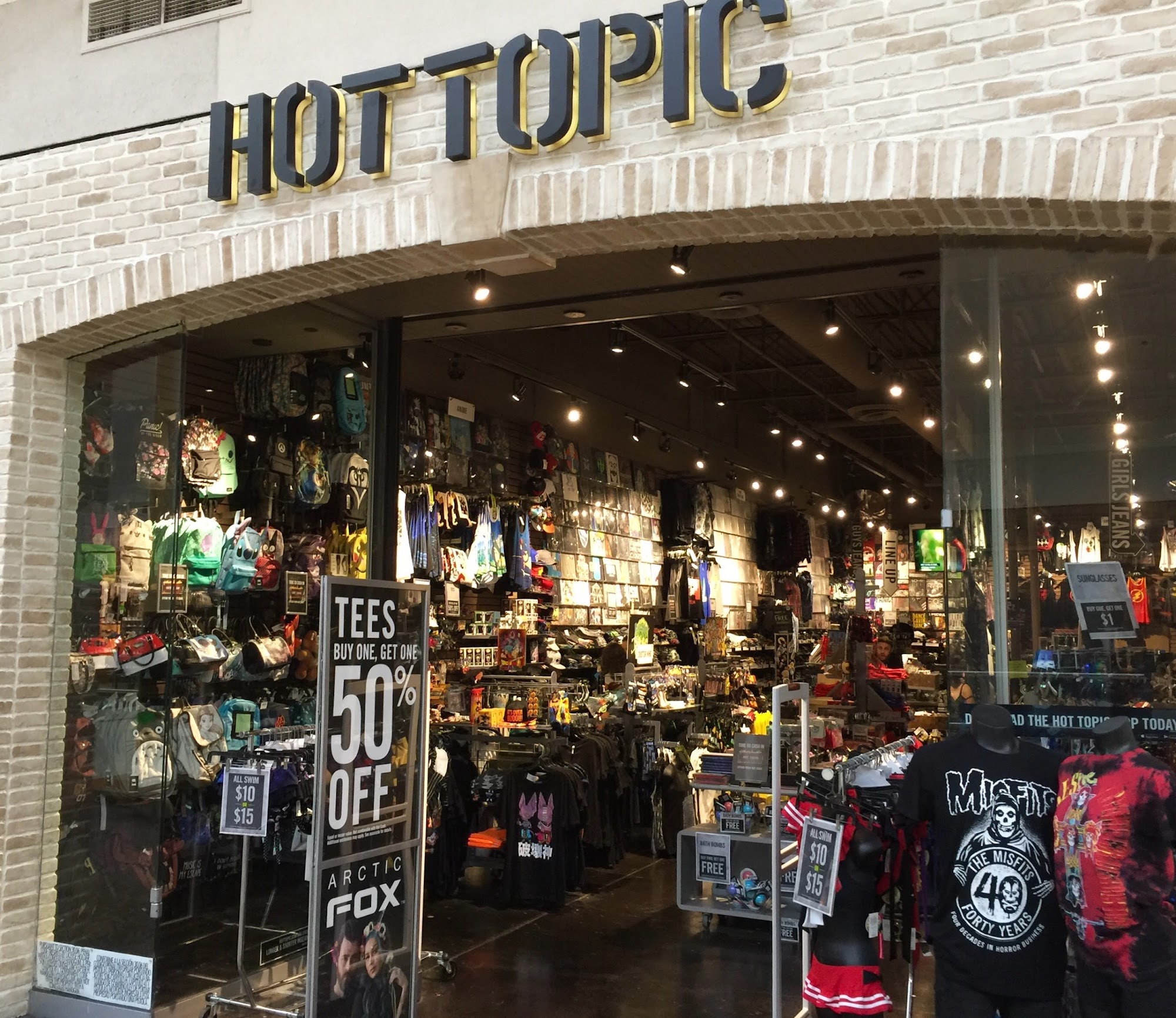 Hot Topic