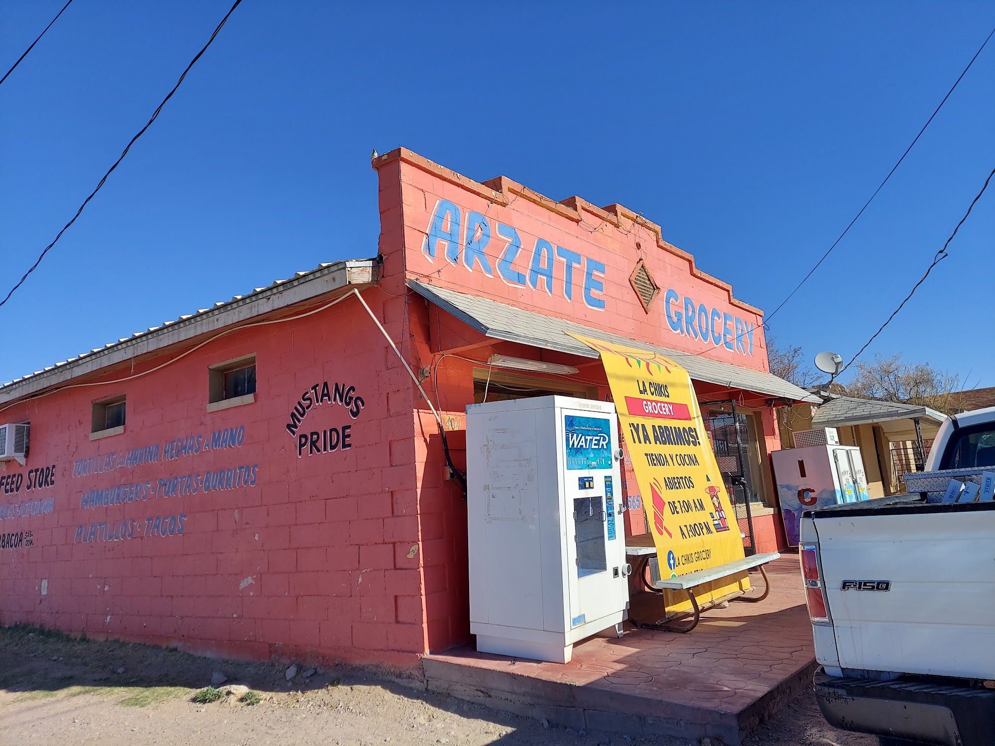 Arzate Grocery