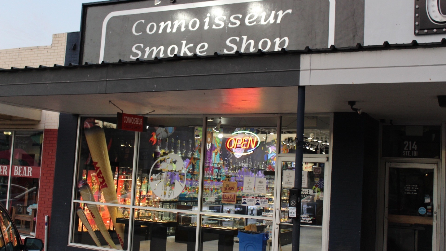Connoisseur Smoke Shop