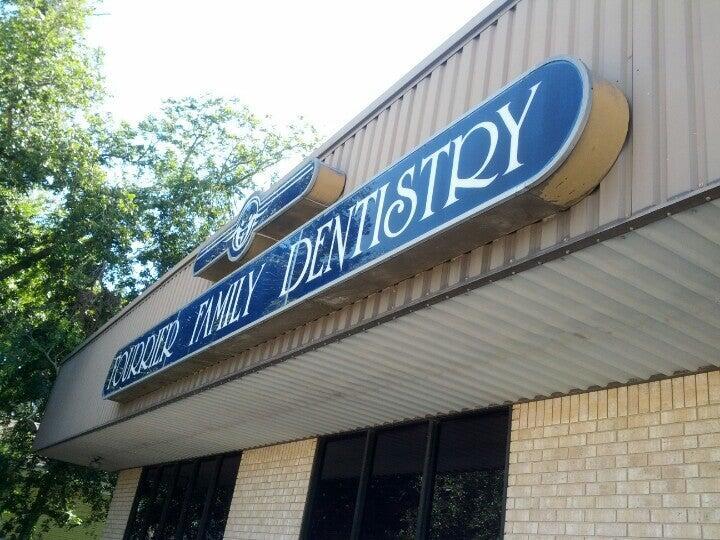 Fourrier Family Dentistry 2619 Washington St, Waller Texas 77484