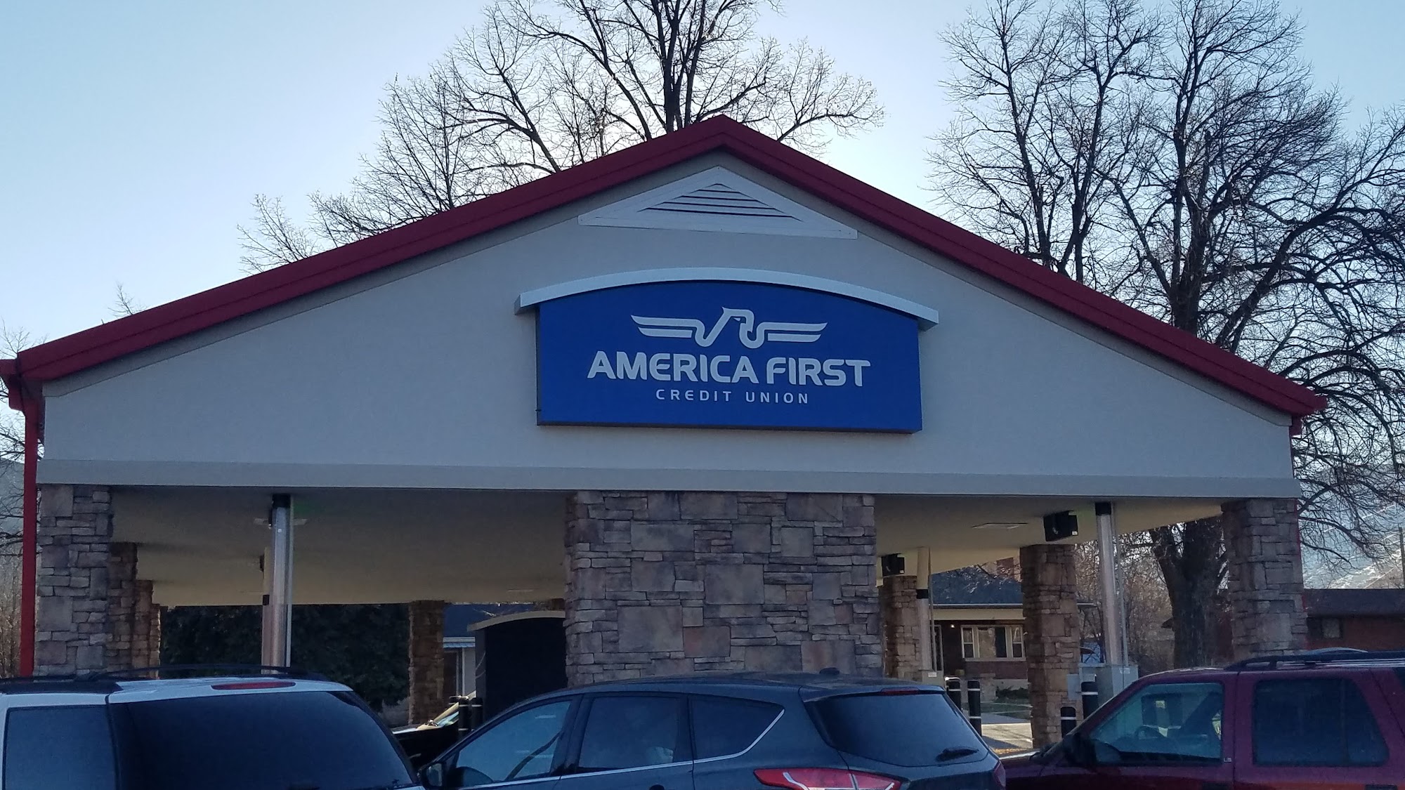 America First Credit Union (inside Kent's Market)