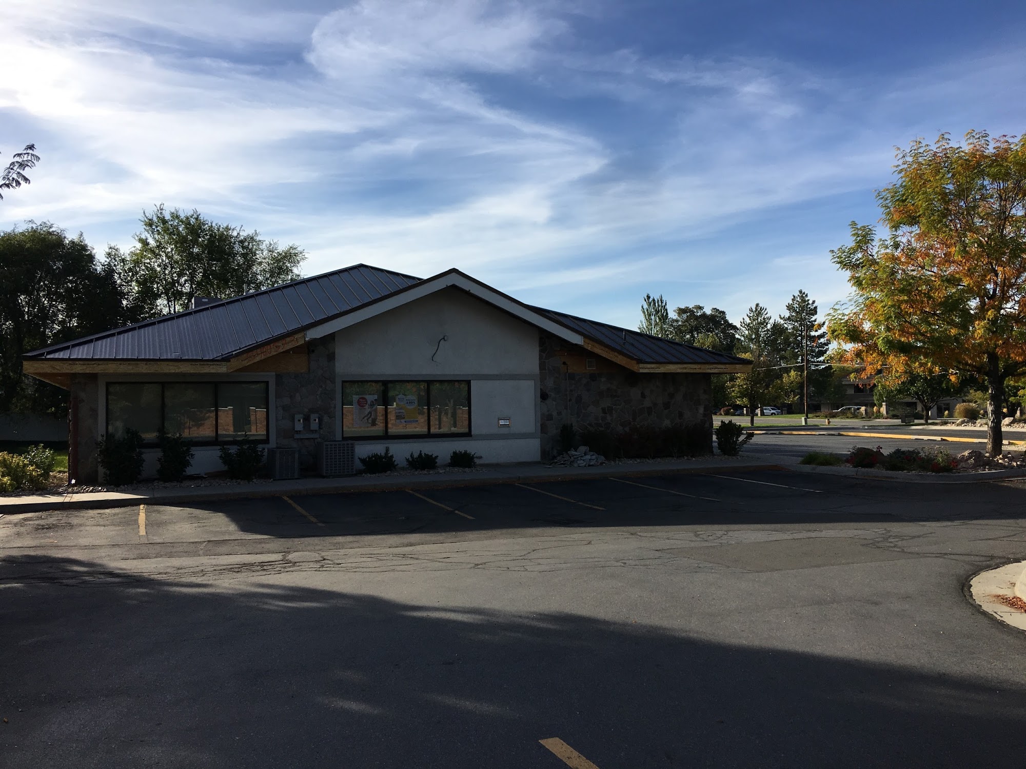 Mountain America Credit Union - Murray Holladay Road Branch